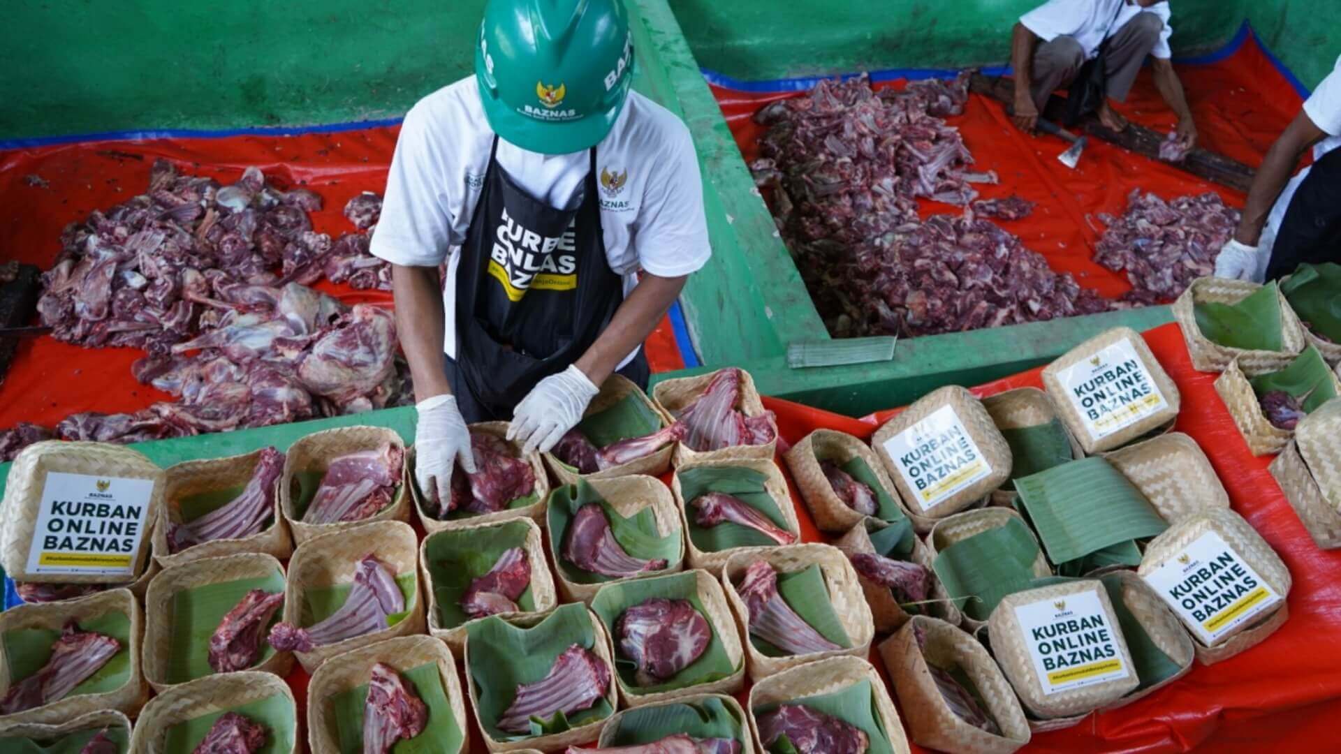 Siapa Saja Yang Berhak Menerima Daging Kurban Wajib Tahu