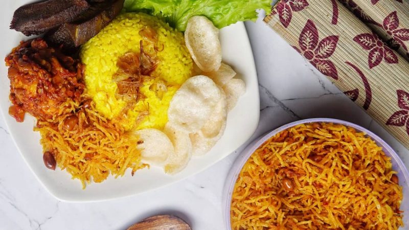 Resep Nasi Kuning Dengan Rice Cooker Yang Lezat Cocok Untuk Pemula