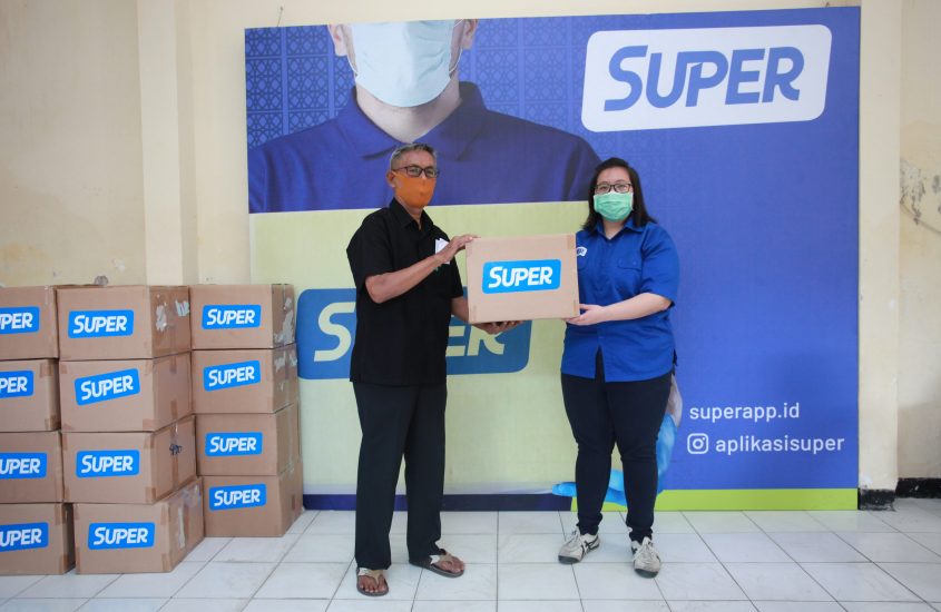 Sembako Untuk Sedulur: Sebuah Bentuk Kepedulian Aplikasi Super Pada Sedulur Super yang Terdampak Covid-19