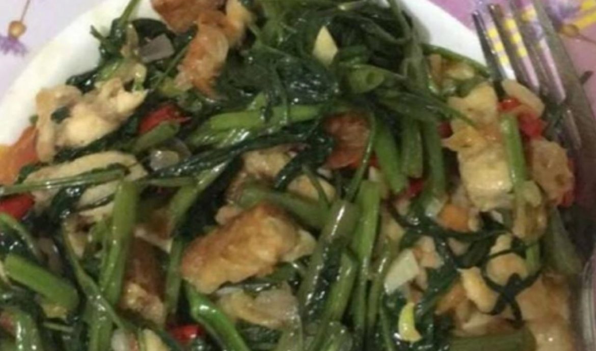 Tumis Kangkung Ayam