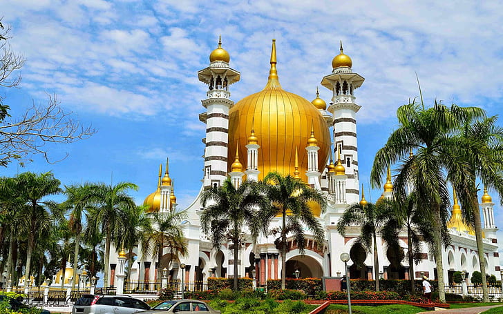 7. Masjid Ubudiah – Malaysia