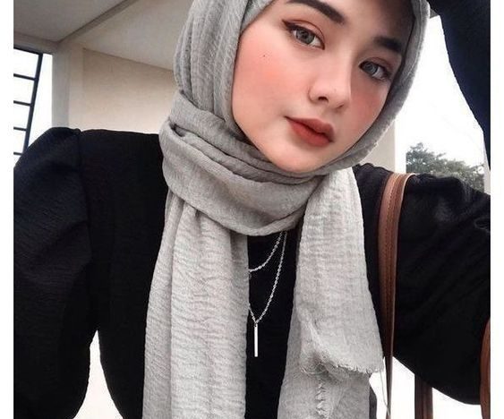 7. Hijab Pashmina Crinkle