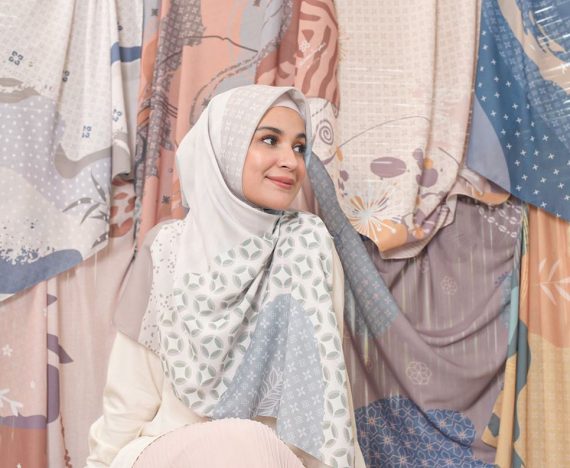 19. Tutorial Hijab Segi Empat Syari