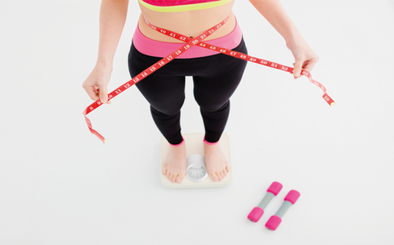 cara menghitung berat badan ideal olahraga