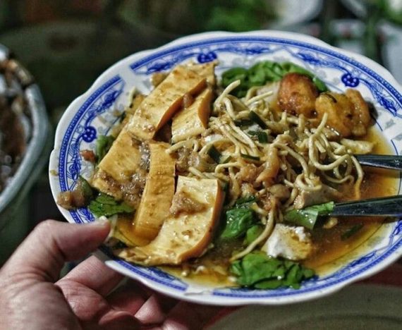 Resep Tahu Campur Khas Surabaya Bumbunya Nikmat