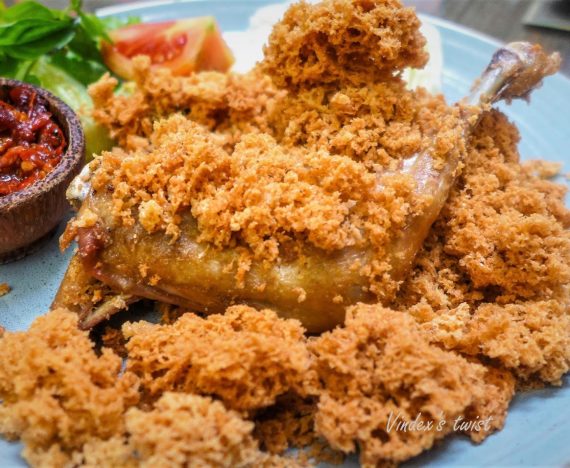Ayam kremes