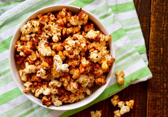 Cara membuat popcorn pedas manis