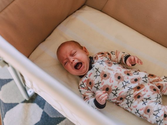 cara menidurkan bayi 6 bulan