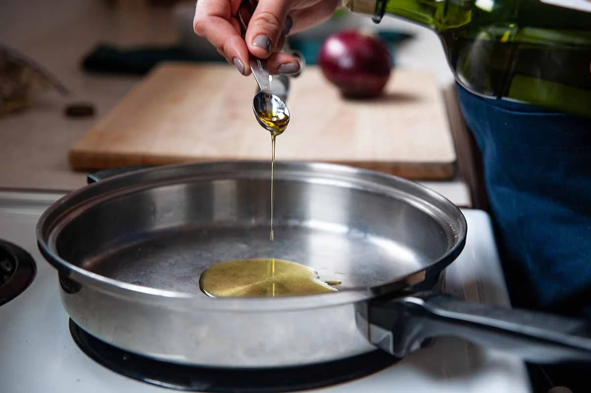 cara menjernihkan minyak goreng bekas