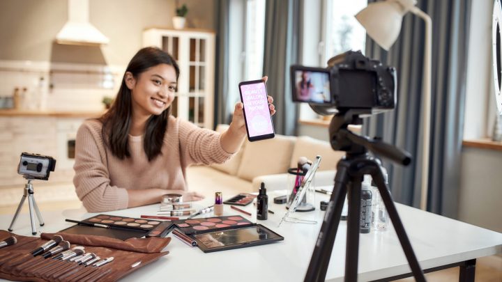 12 Cara Menjadi Influencer, Cocok Untuk Pemula Di Tahun 2023