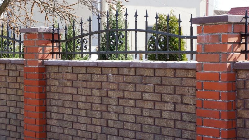 15 Inspirasi Model Pagar Bata Ekspos Terbaru & Kekinian 2023