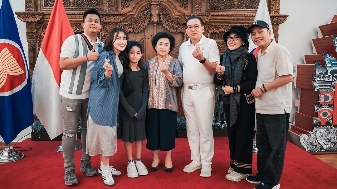 foto ayu ting ting dan bilqis di korea
