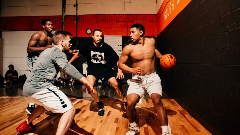 7 Lapangan Basket Surabaya yang Paling Favorit