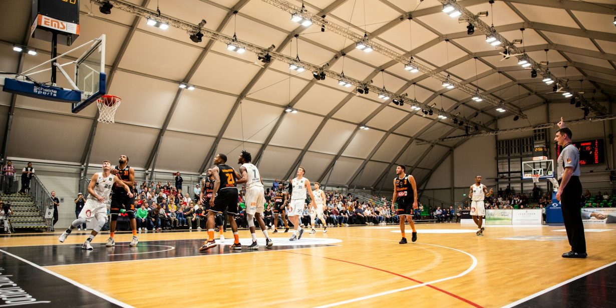 7 Lapangan Basket Surabaya yang Paling Favorit 7 Lapangan Basket Surabaya yang Paling Favorit