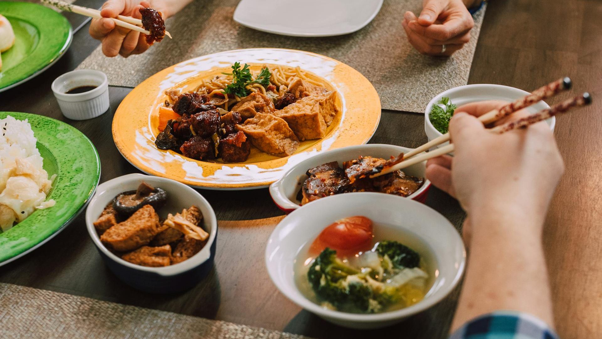 rumah makan lesehan mojokerto